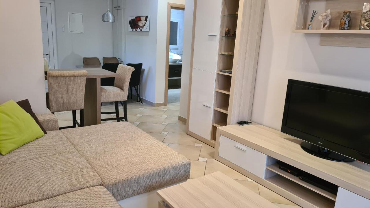 Villa Amalia Apartments Malinska Eksteriør bilde